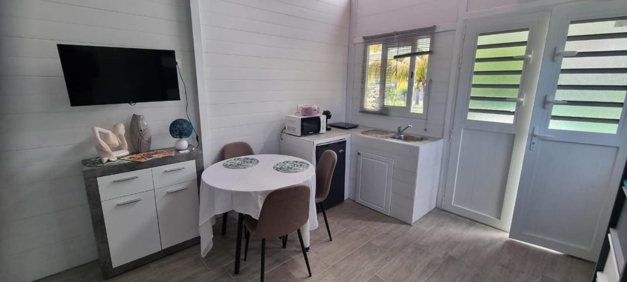 Bed and Breakfast Studio 57 Capesterre-Belle-Eau Zewnętrze zdjęcie